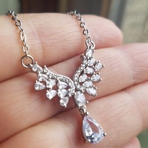 Swarovski Elements 925 Sterling Silver Teardrop Necklace NEW